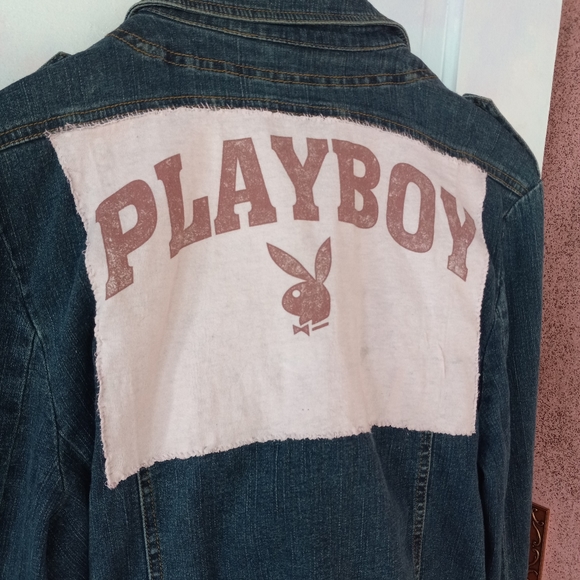 Custom PLAYBOY late 90s/early y2k belted denim jacket w all the trimmings!  Rdy! - Picture 4 of 8